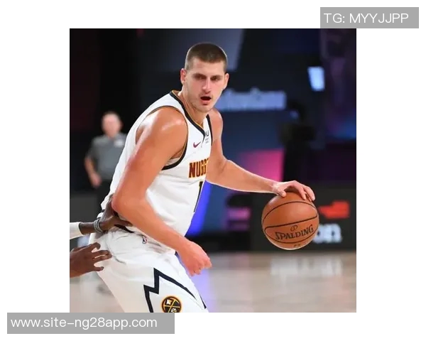 约基奇再创历史8次302010超级三双追平大O仅次于张伯伦的16次纪录