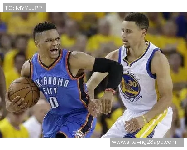 哈登谈超越奥尼尔的荣幸与努力:从偶像到传奇的成长之路 哈登谈超越奥尼尔的荣幸与努力:从偶像到传奇的成长之路